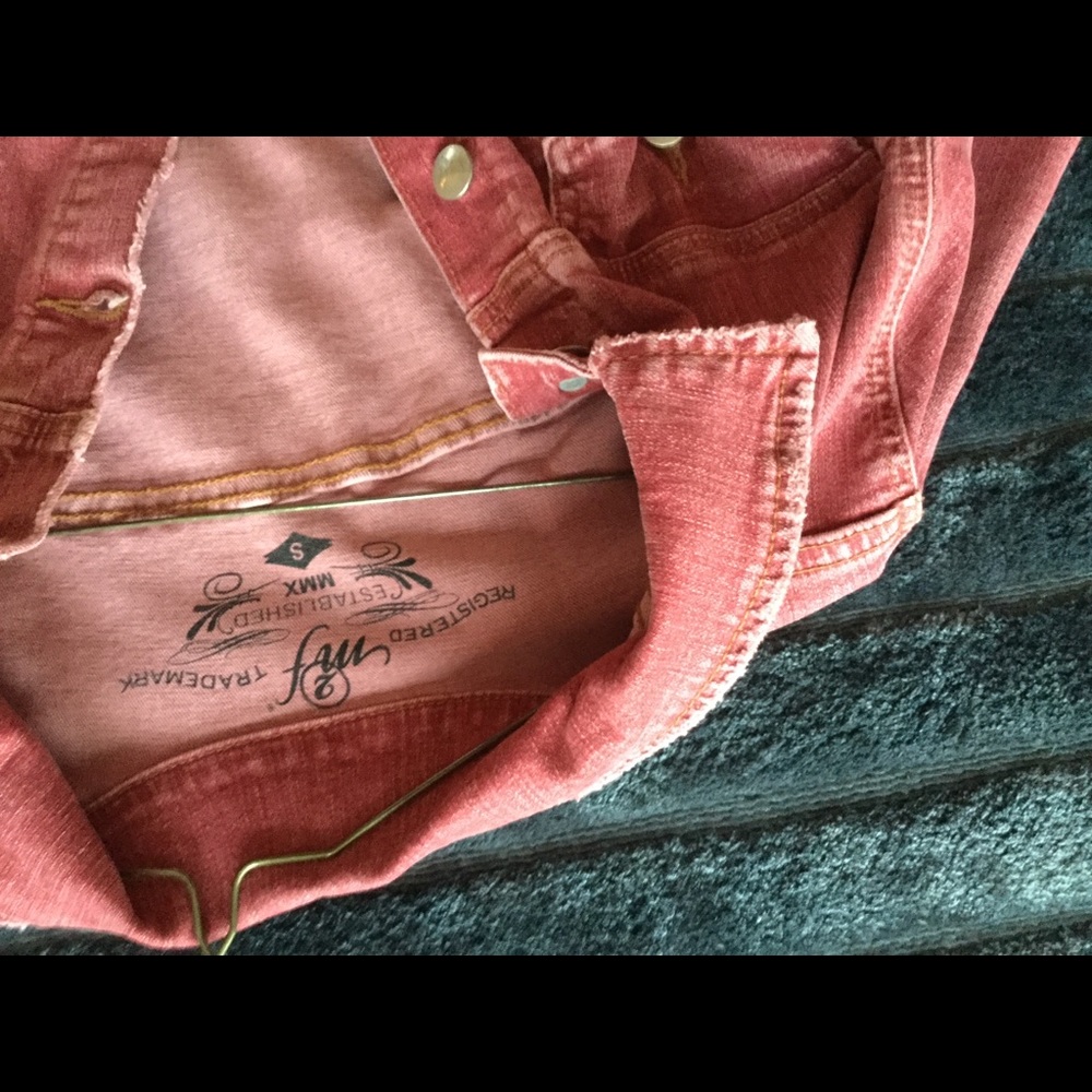 Red Jean jacket - Picture 2 of 2